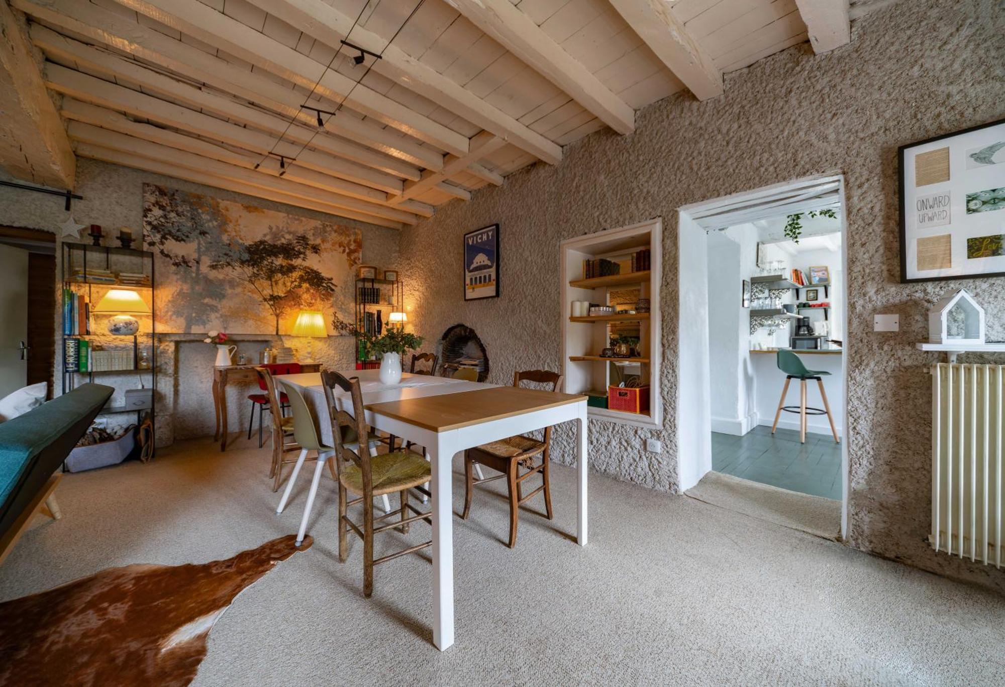 Grande Maison - 3 Et Jardin * Creuzier-le-Neuf