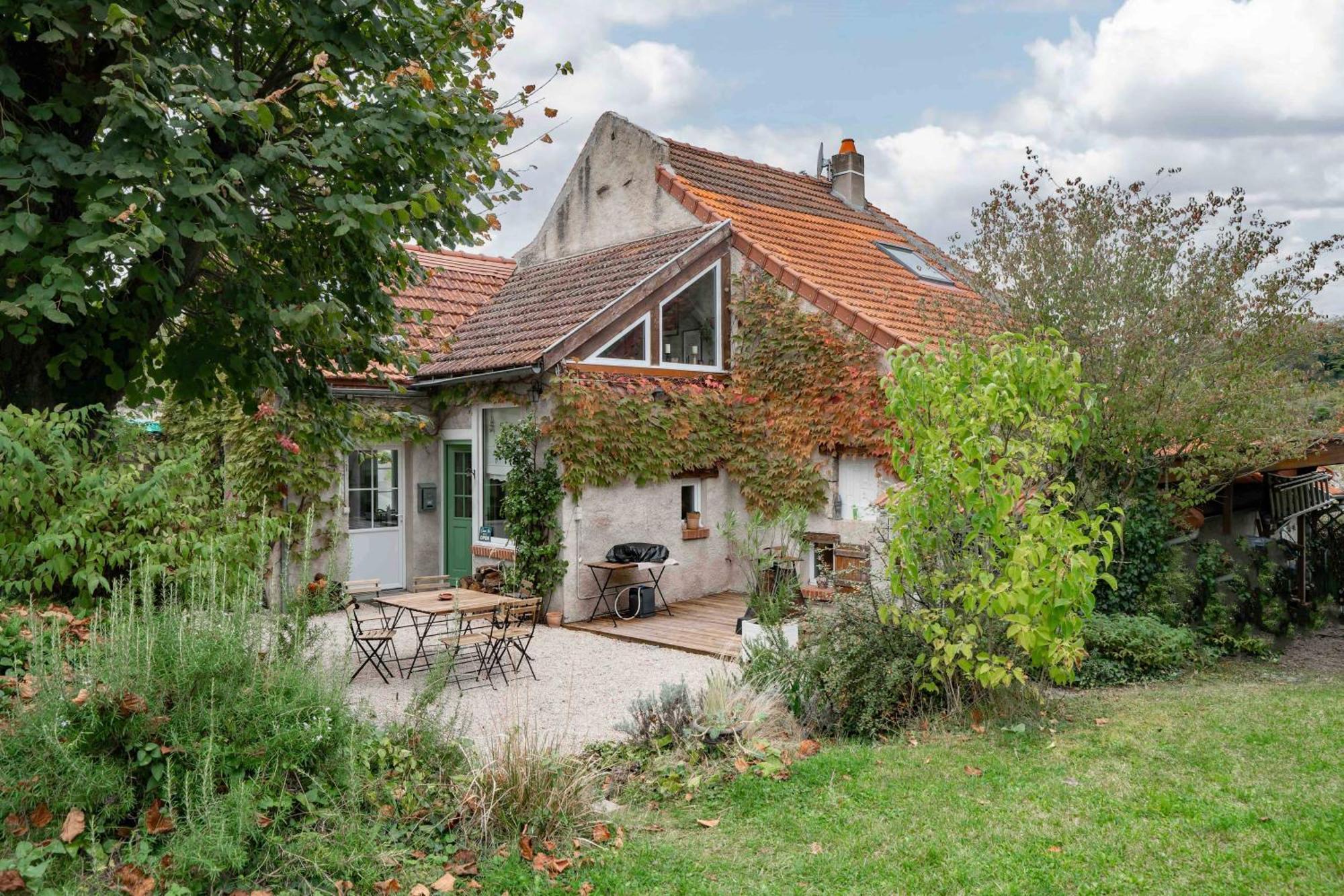 Grande Maison - 3 Et Jardin * Creuzier-le-Neuf