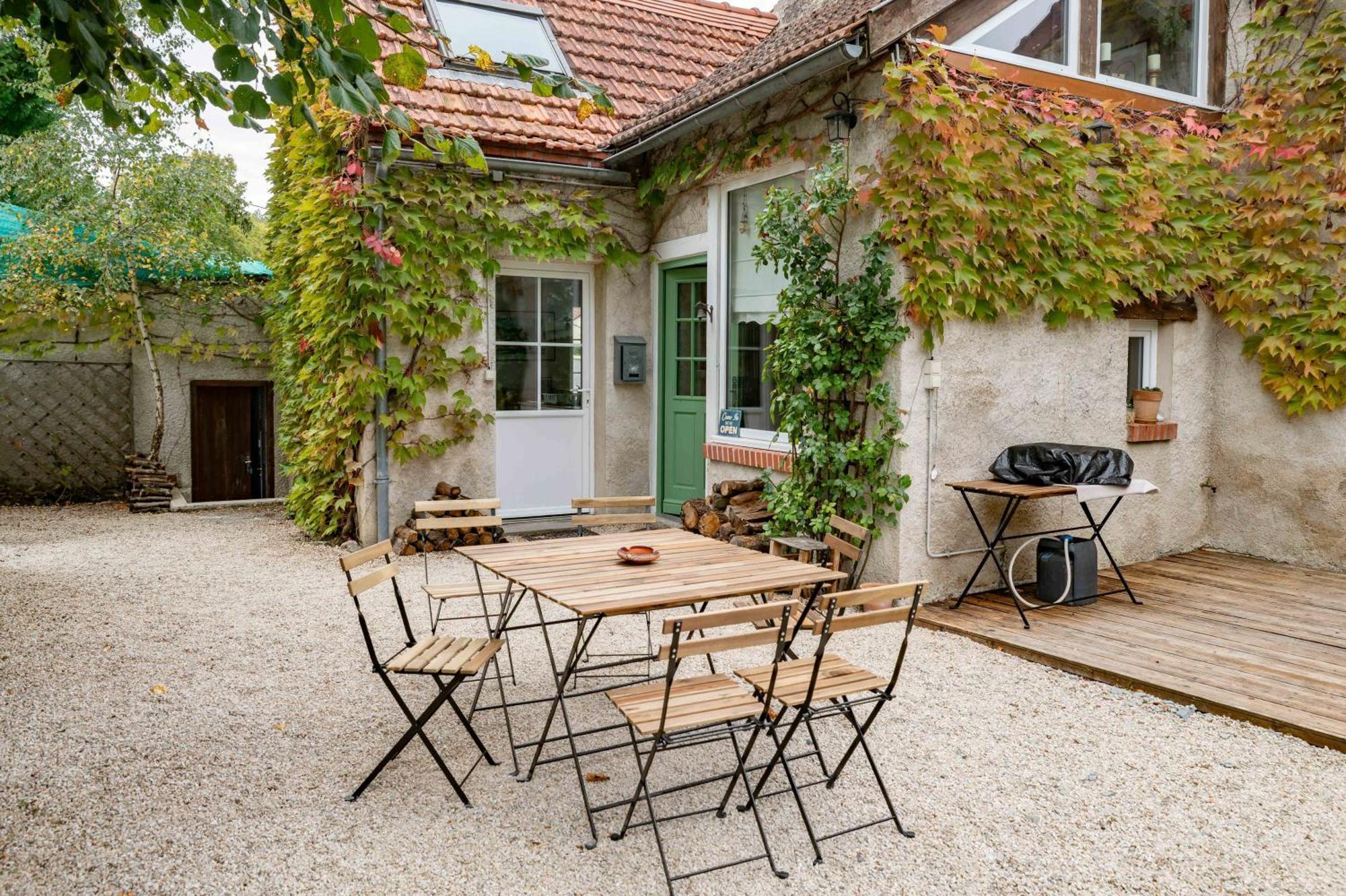 Grande Maison - 3 Et Jardin * Creuzier-le-Neuf